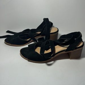 Steve Madden Black Suede Tied Up Heels